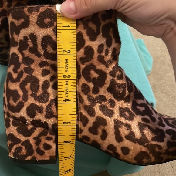 NWOT Comfort View wild print booties in size 9M - Picture 9 of 11